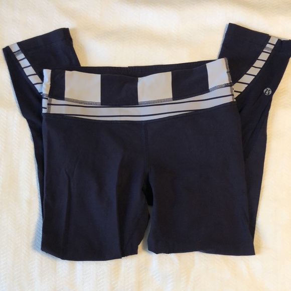 Wise Select Lululemon Crop Leggings Ishikawa hand